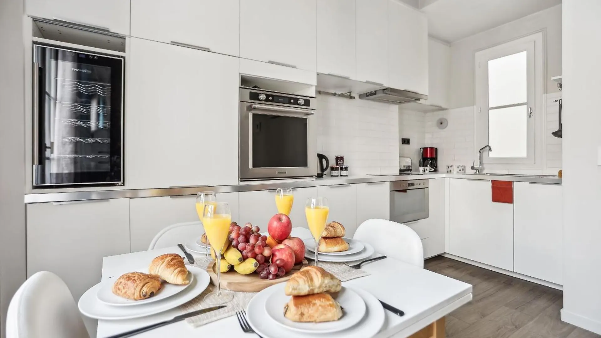 Eiffel Tower & Champ De Mars - 1br - Cityapartmentstay Apartment